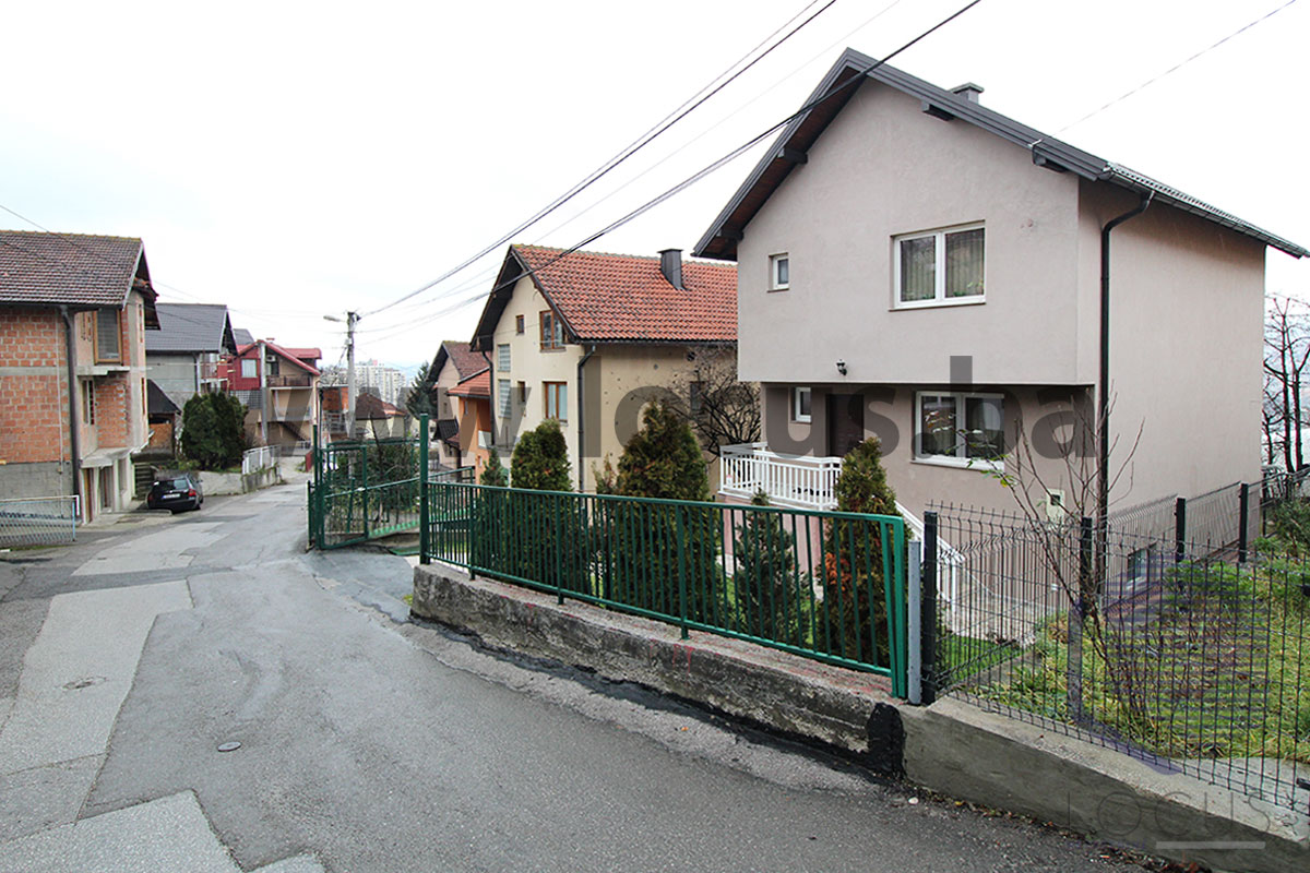 4 Vanjska sl. 4.jpg